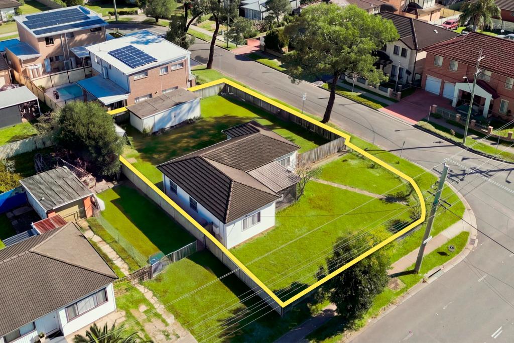 72 Flowerdale Rd, Liverpool, NSW 2170