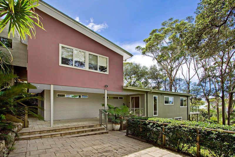 130 Lake Shore Dr, North Avoca, NSW 2260