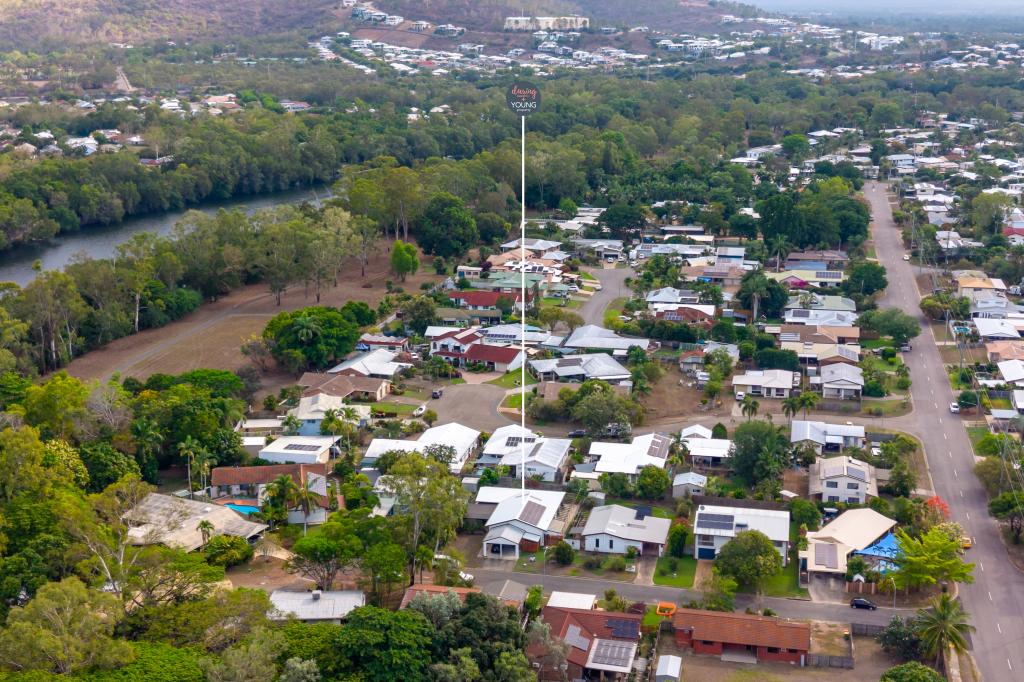 10 Isabella Ct, Cranbrook, QLD 4814