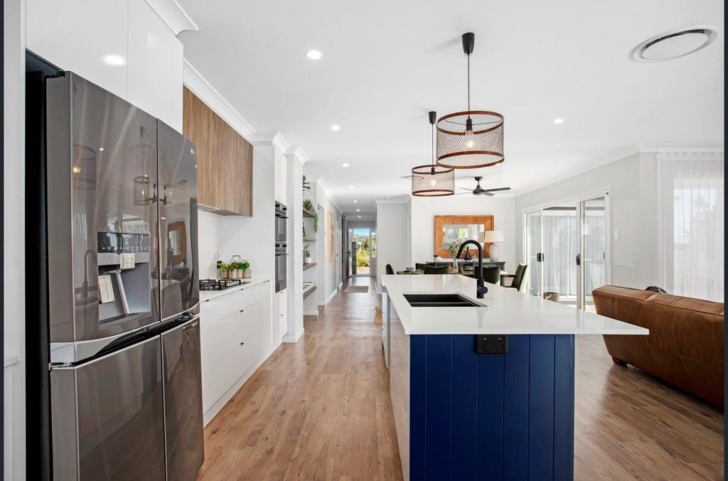 2 Hines St, Walloon, QLD 4306