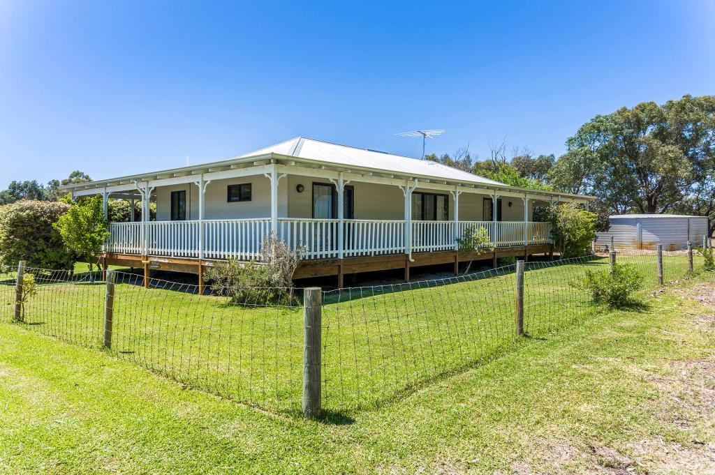 1042 Almeria Pde, Bullsbrook, WA 6084