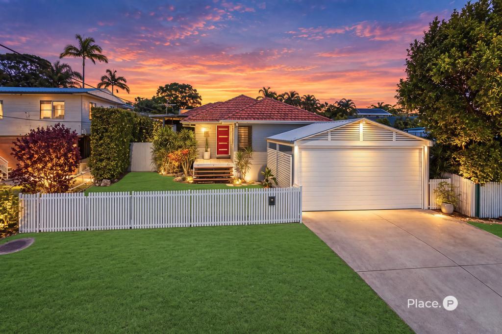16 Glenloc St, Redcliffe, QLD 4020