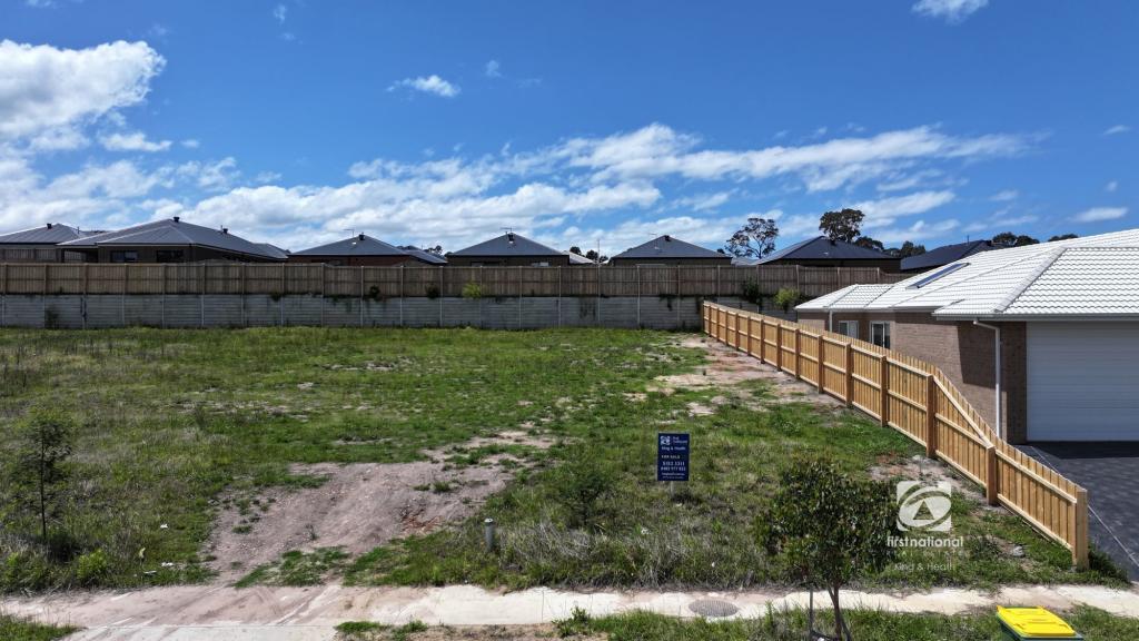 18 Eucalyptus Way, Lucknow, VIC 3875