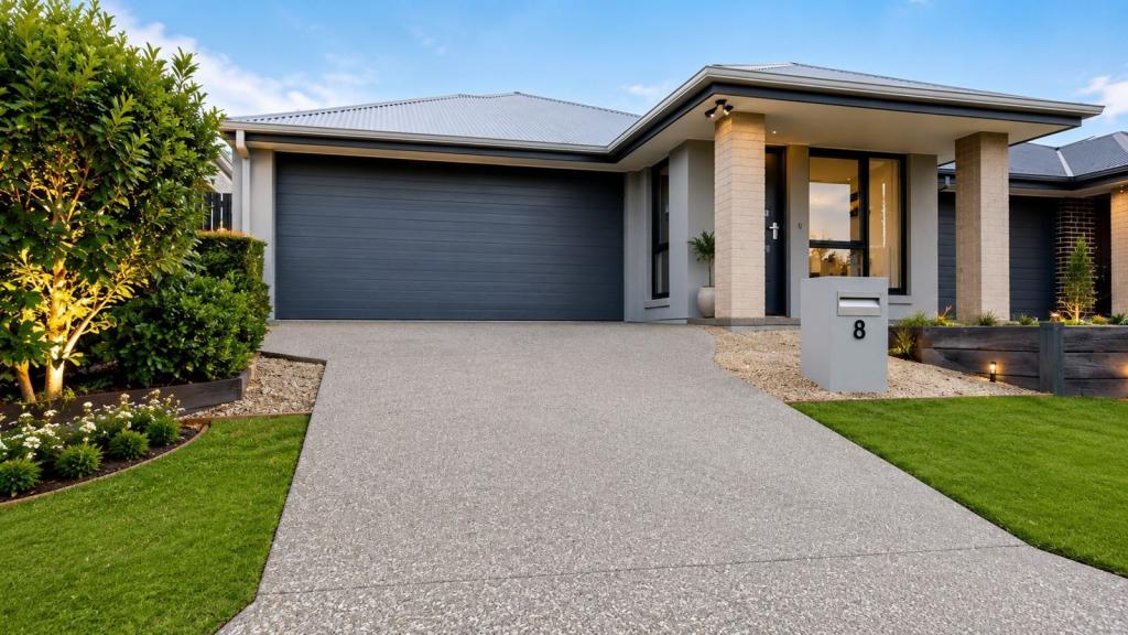 8 Daisy Ave, Caboolture South, QLD 4510