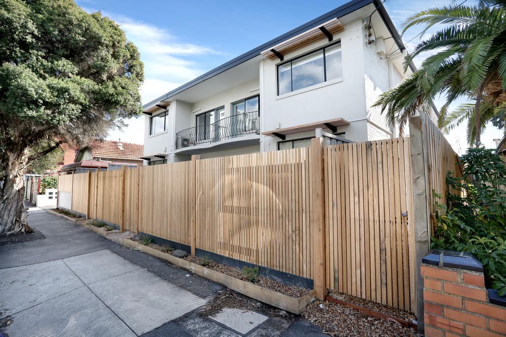 6/3 HICKFORD ST, BRUNSWICK EAST, VIC 3057