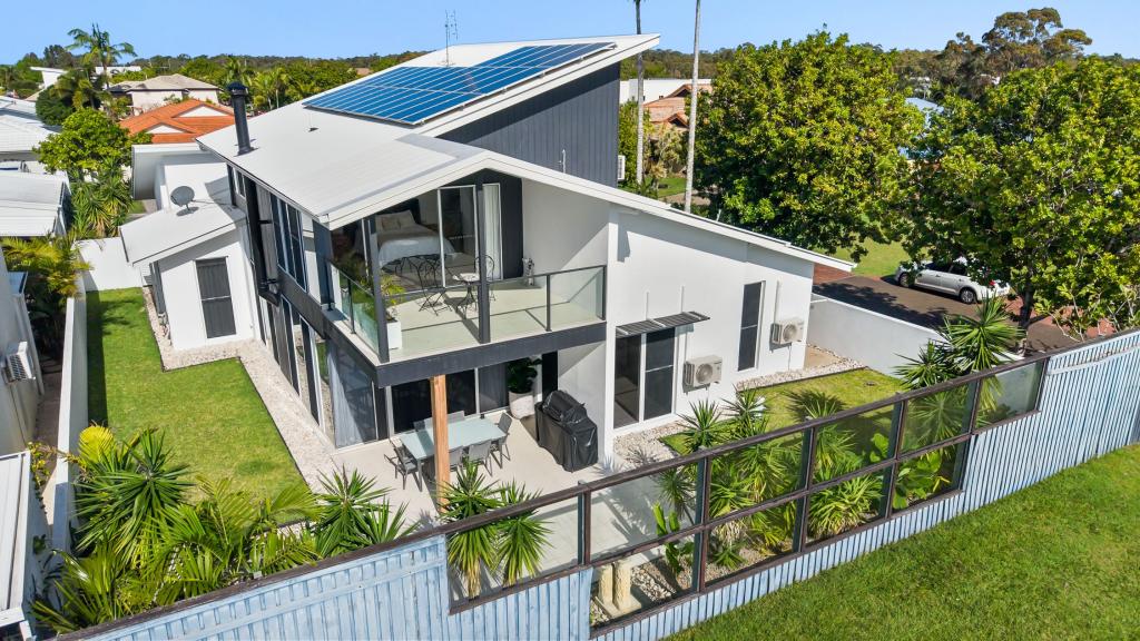 1 Easter St, Parrearra, QLD 4575