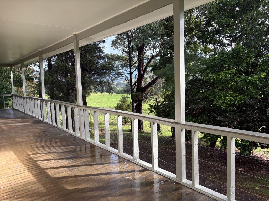 160 Foxground Rd, Foxground, NSW 2534