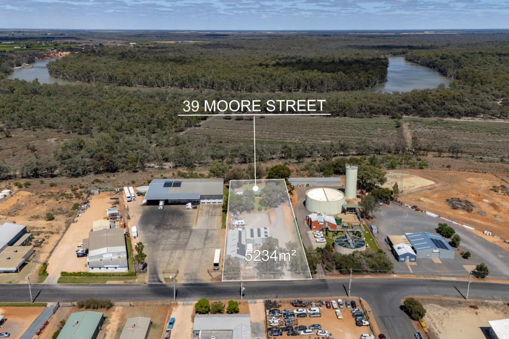 39 Moore St, Robinvale, VIC 3549