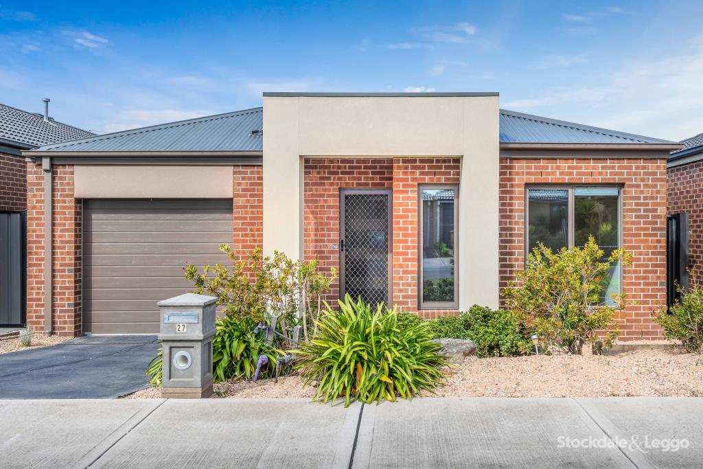 27 Bradshaw Ave, Craigieburn, VIC 3064