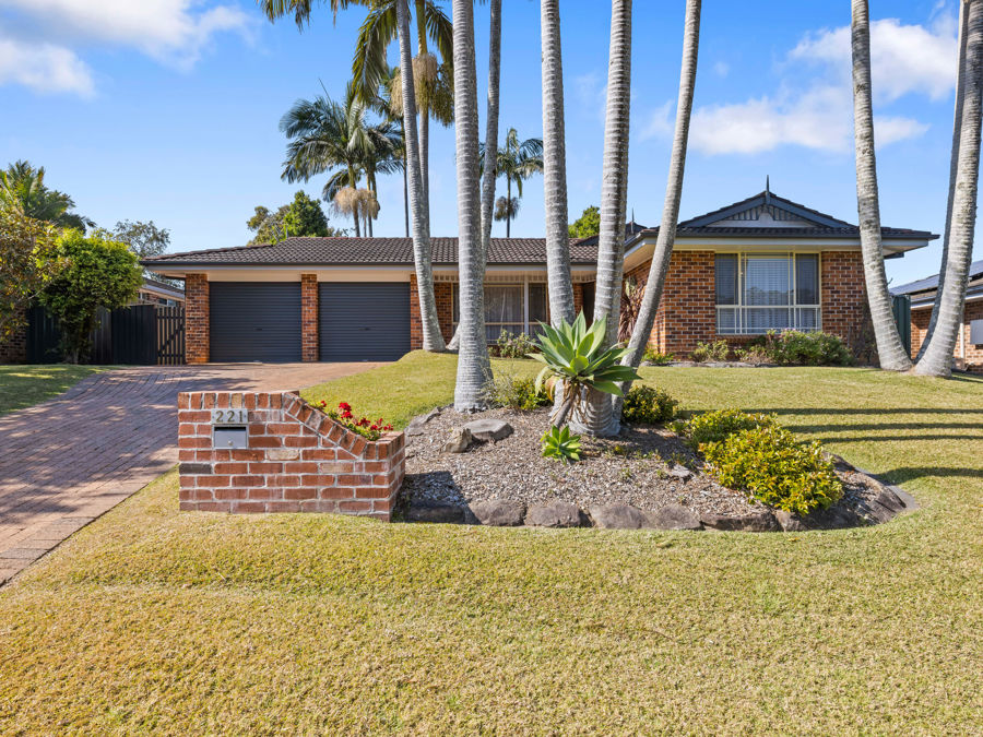 221 Linden Ave, Boambee East, NSW 2452