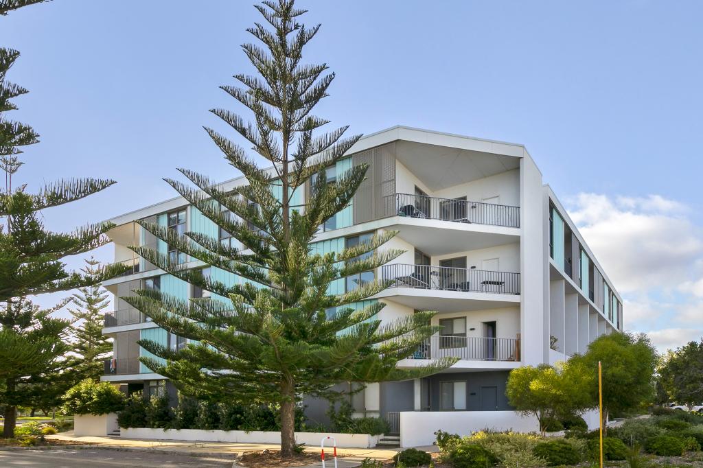 13/22 Heirisson Way, North Coogee, WA 6163