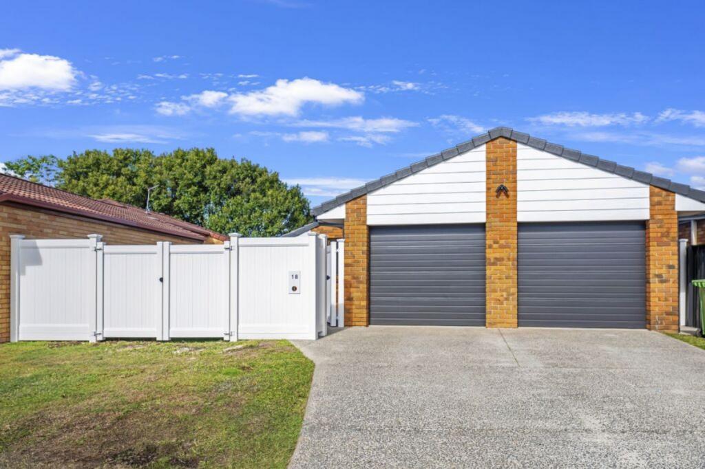 18 Altissimo Cl, Varsity Lakes, QLD 4227