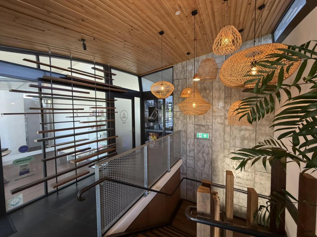 Office B/27-31 Currumbin Creek Rd, Currumbin Waters, QLD 4223