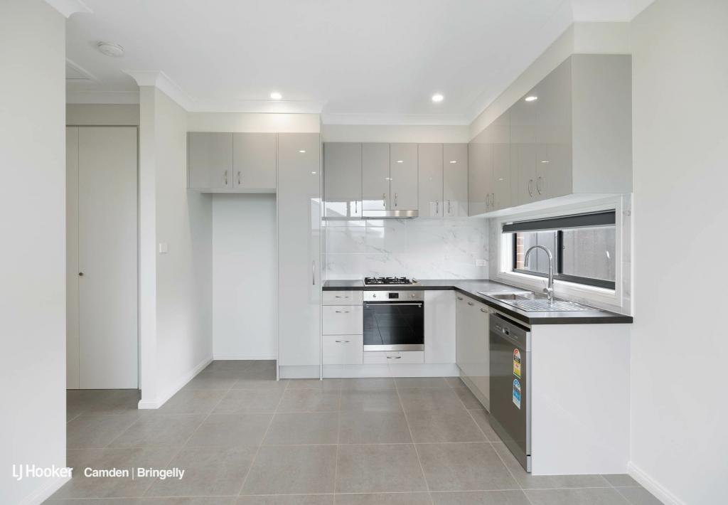 15b Fleece Loop, Oran Park, NSW 2570