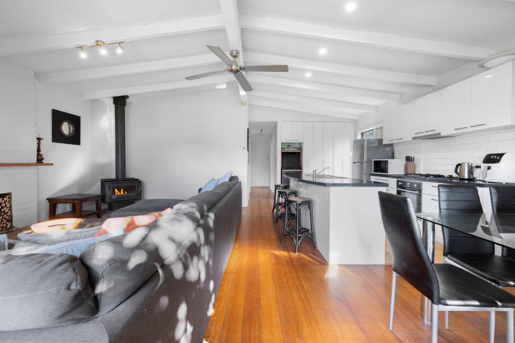 46 Fourth Ave, Chelsea Heights, VIC 3196