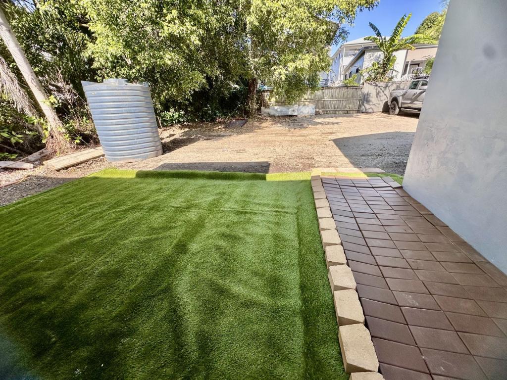 97 Old Cleveland Rd, Greenslopes, QLD 4120