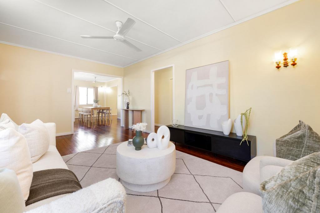 111 Newnham Rd, Mount Gravatt East, QLD 4122