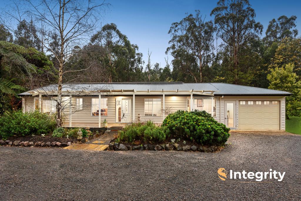 39 Robertson Rd, Kinglake, VIC 3763