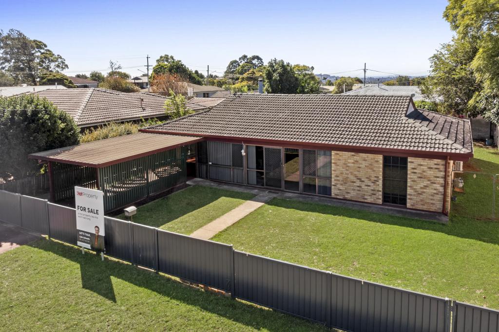39 Wuth St, Darling Heights, QLD 4350