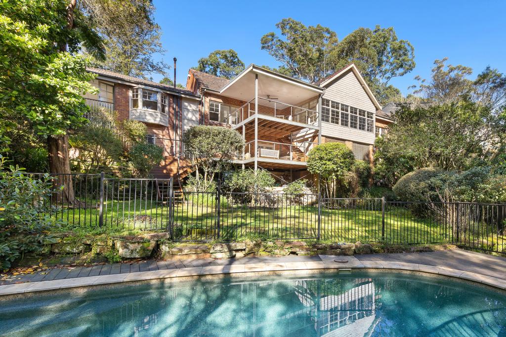 6 MINNS RD, GORDON, NSW 2072