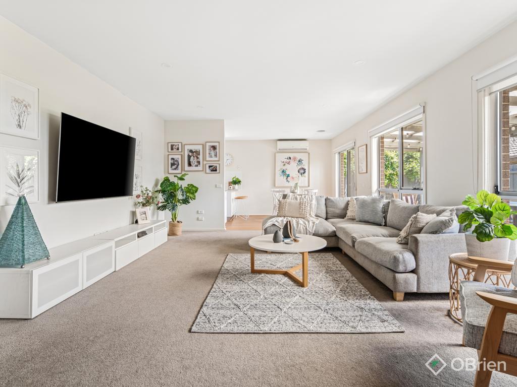 2/15 Bradford Dr, Carrum Downs, VIC 3201