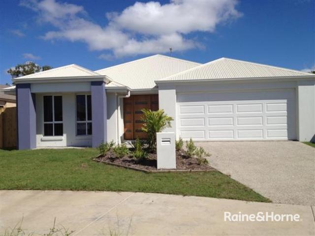 43 Scarborough Cct, Blacks Beach, QLD 4740