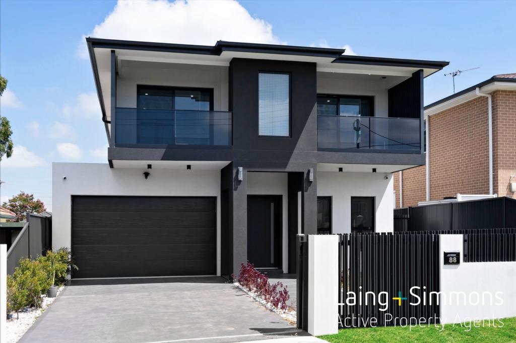 88 WARWICK RD, MERRYLANDS, NSW 2160