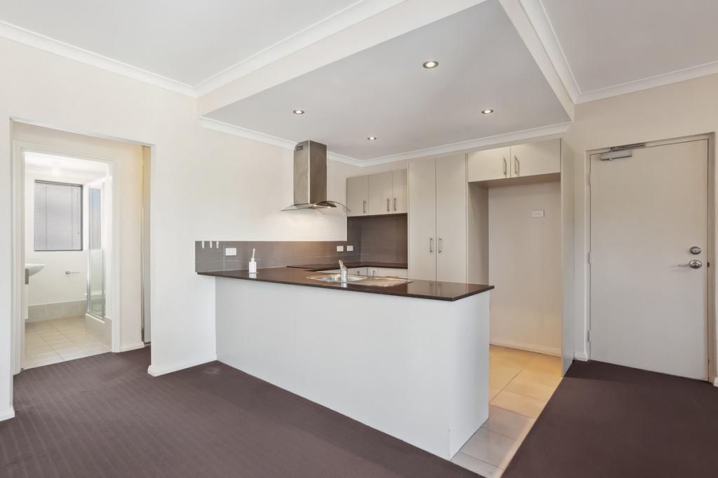 8/37 Piccadilly Cir, Joondalup, WA 6027