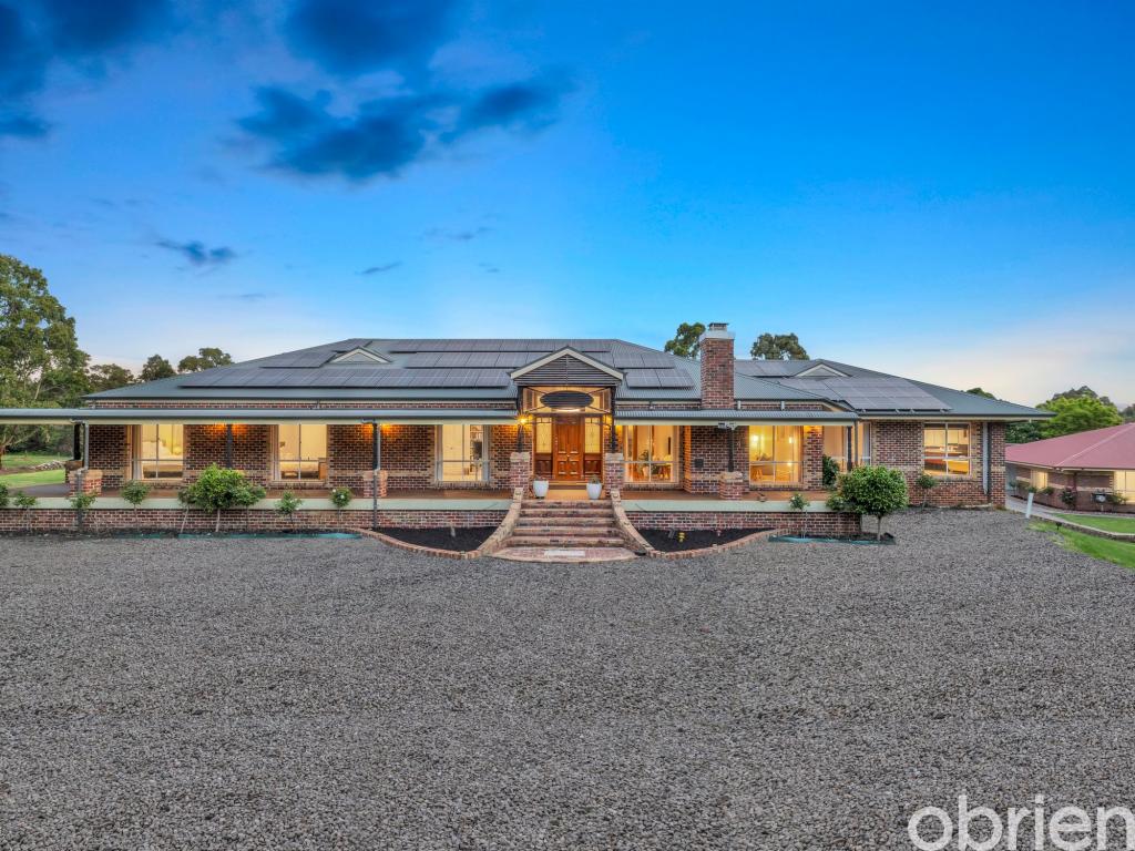 10 Hillcrest Dr, Langwarrin, VIC 3910