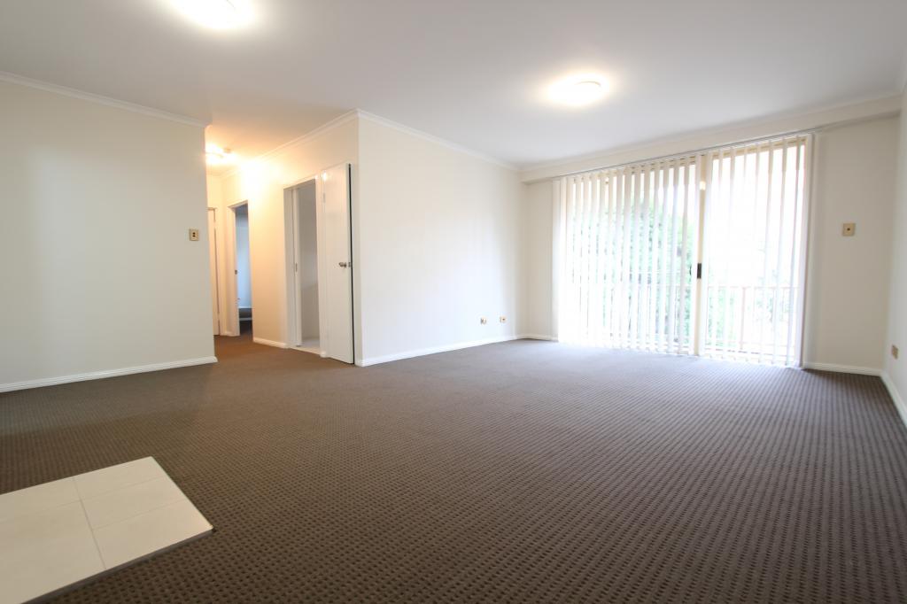 17/2 Riverpark Dr, Liverpool, NSW 2170