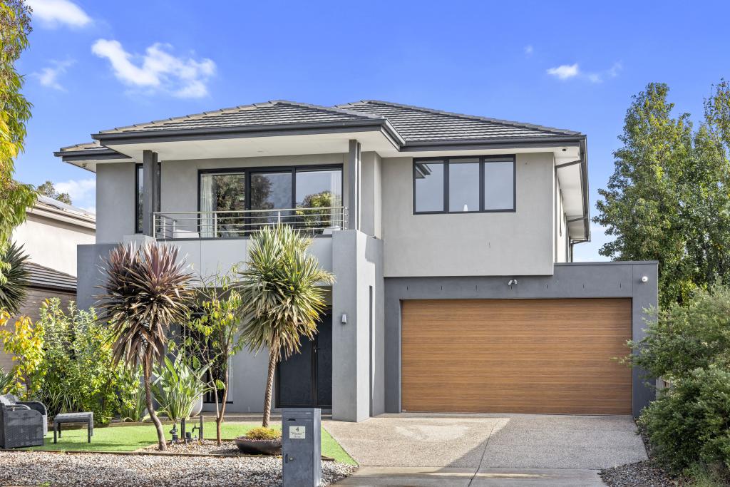 4 MUSTER DR, AINTREE, VIC 3336
