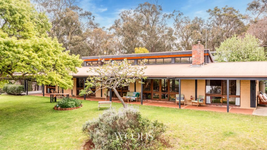 10 Fords Rd, Gruyere, VIC 3770