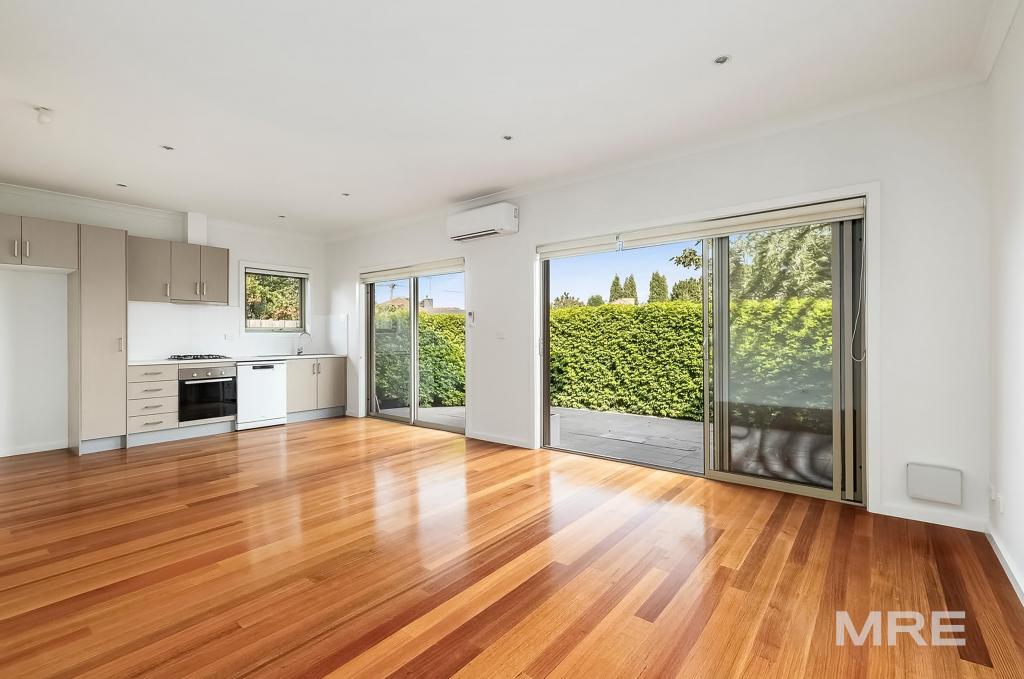 3/2 Jelf Ct, Fawkner, VIC 3060
