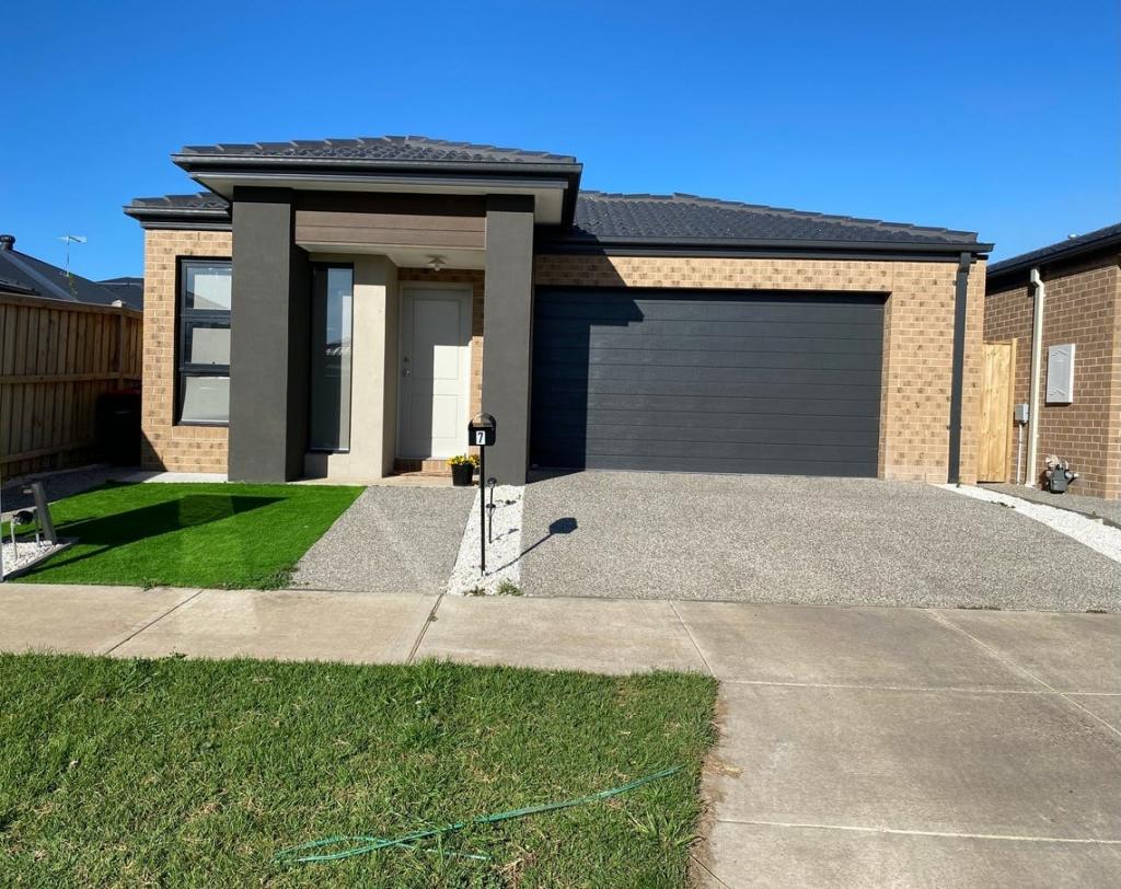 7 HALLINAN ST, TARNEIT, VIC 3029