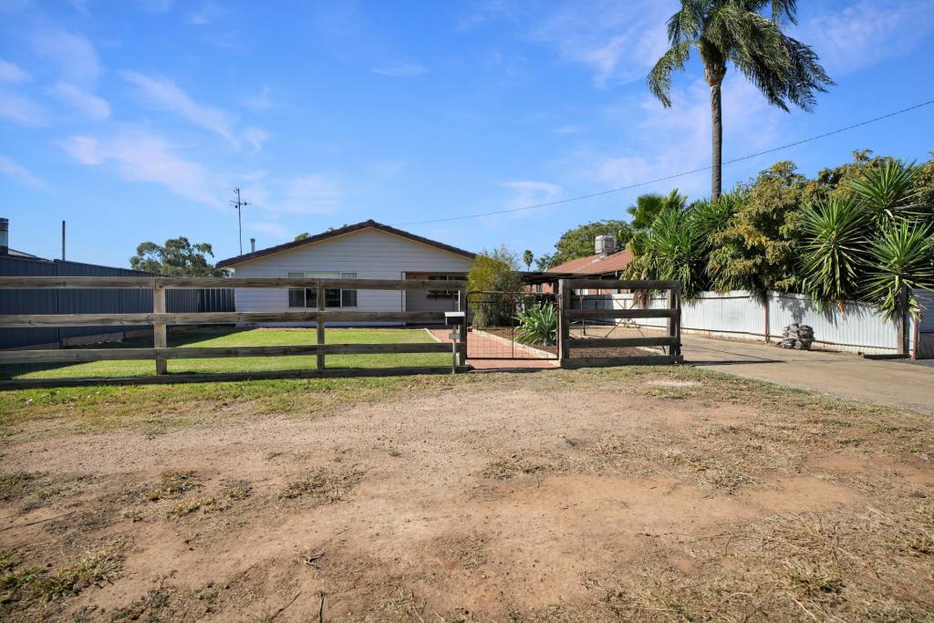 139 Booth St, Narromine, NSW 2821