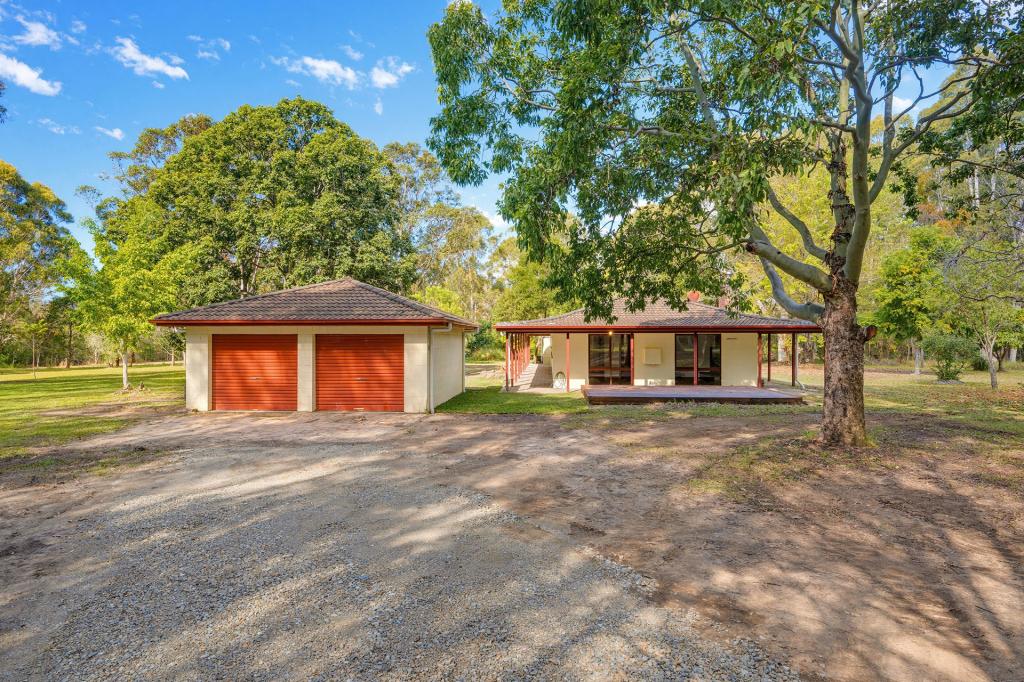 599 Beranghi Rd, Crescent Head, NSW 2440