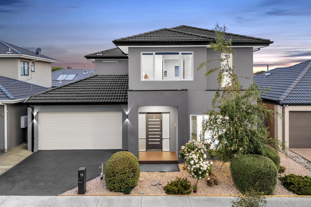 15 YELLOW ROBIN CCT, CRANBOURNE EAST, VIC 3977