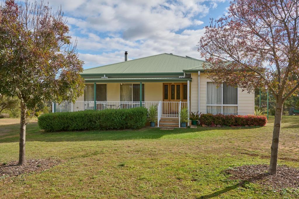 124 Meadows Lane, Heathcote, VIC 3523