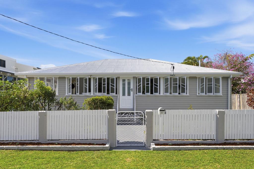37 Cook St, North Ward, QLD 4810