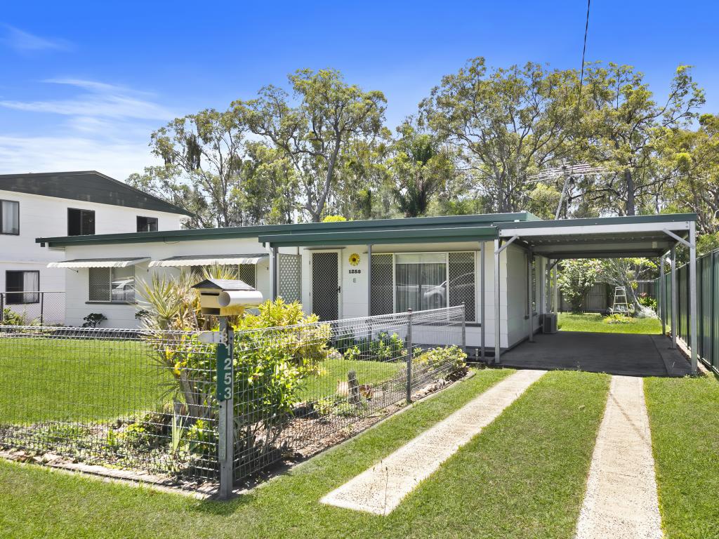 1253 Bribie Island Rd, Ningi, QLD 4511