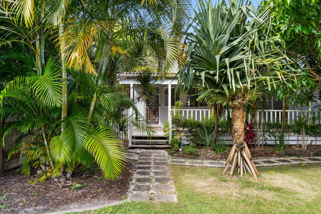 25 Acacia Ave, Coolum Beach, QLD 4573