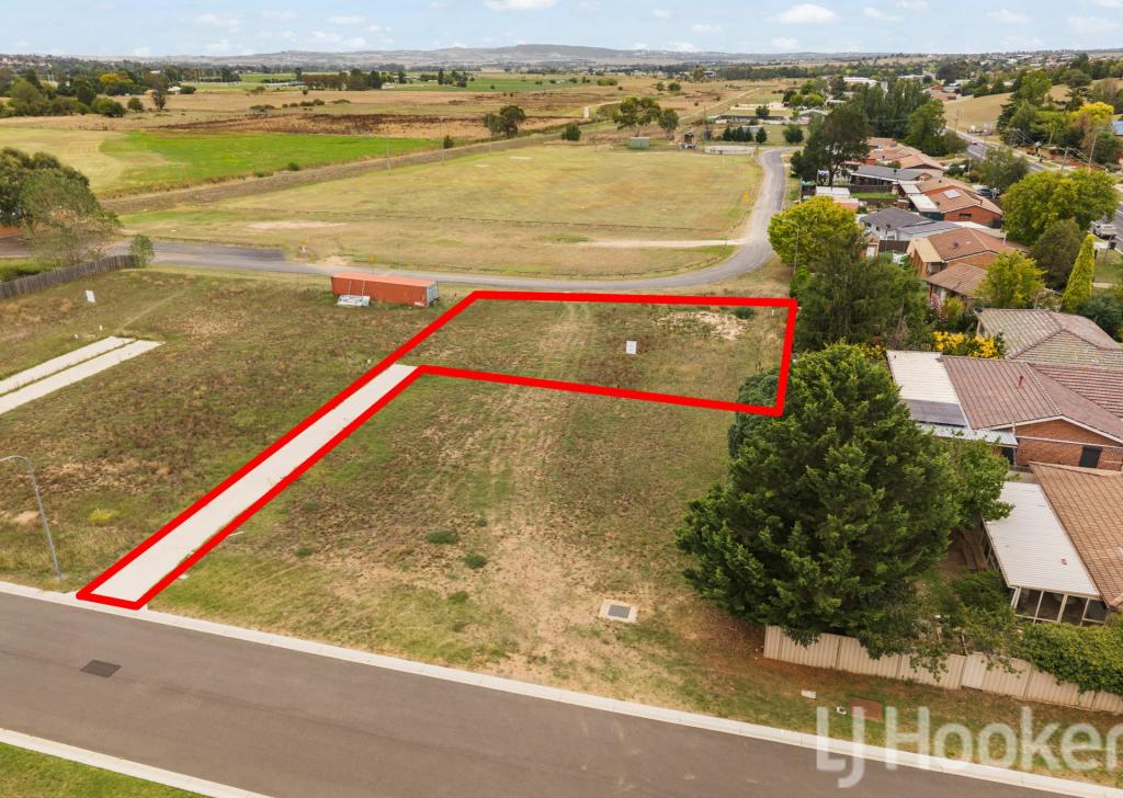 8 ABLETT CT, KELSO, NSW 2795