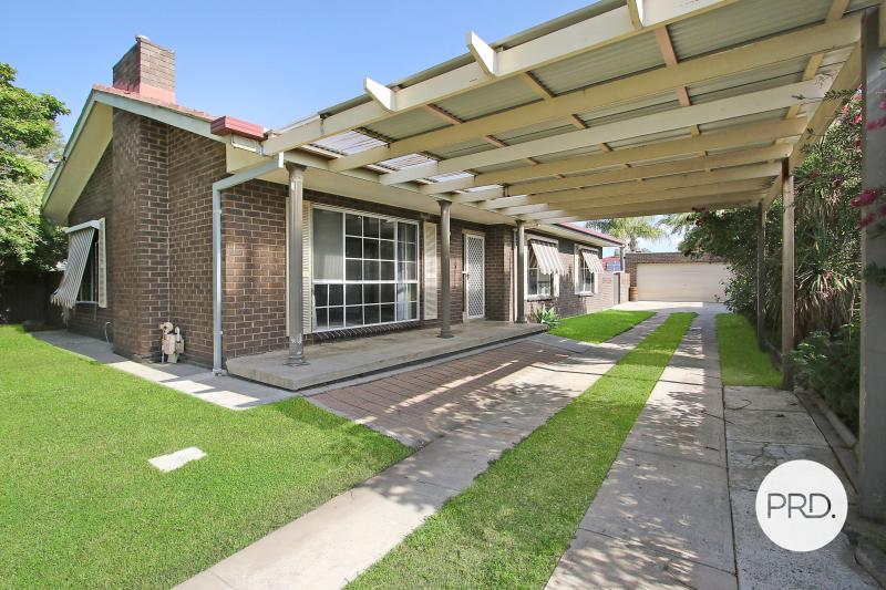 321 Balston St, Lavington, NSW 2641