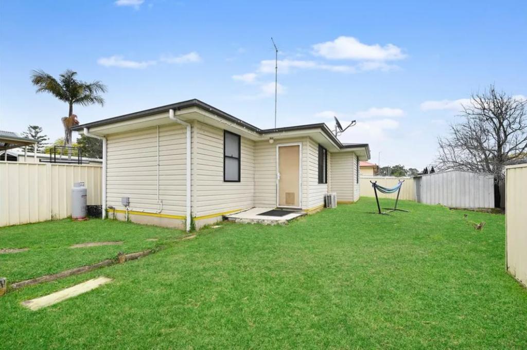 27A PARKIN RD, COLYTON, NSW 2760