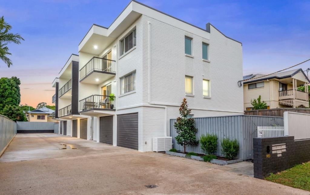4/8 Cardross St, Yeerongpilly, QLD 4105