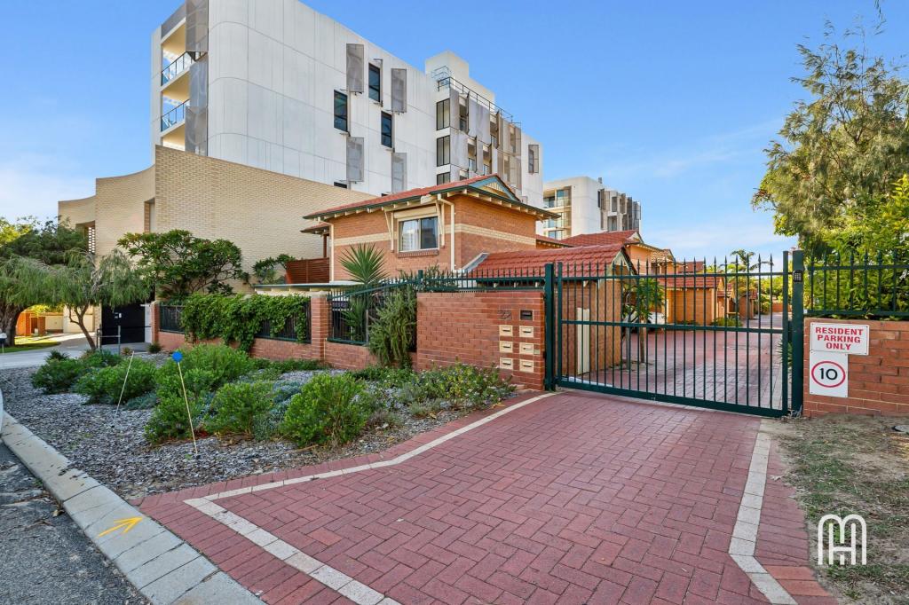 2/22 Hastings St, Scarborough, WA 6019