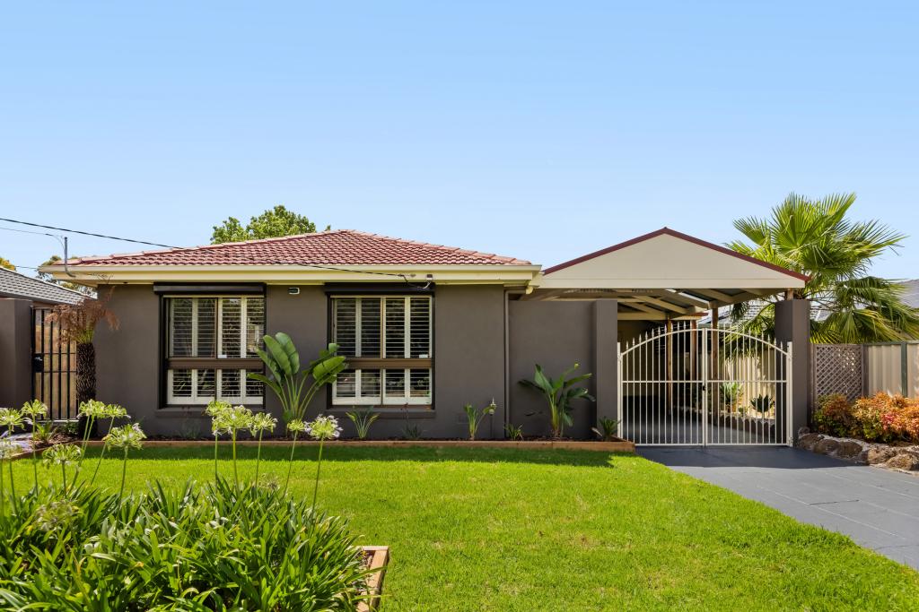 3 SERPENTINE RD, KEYSBOROUGH, VIC 3173