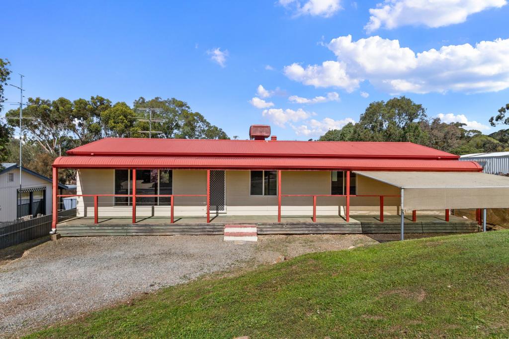 24 Kelly St, Clare, SA 5453