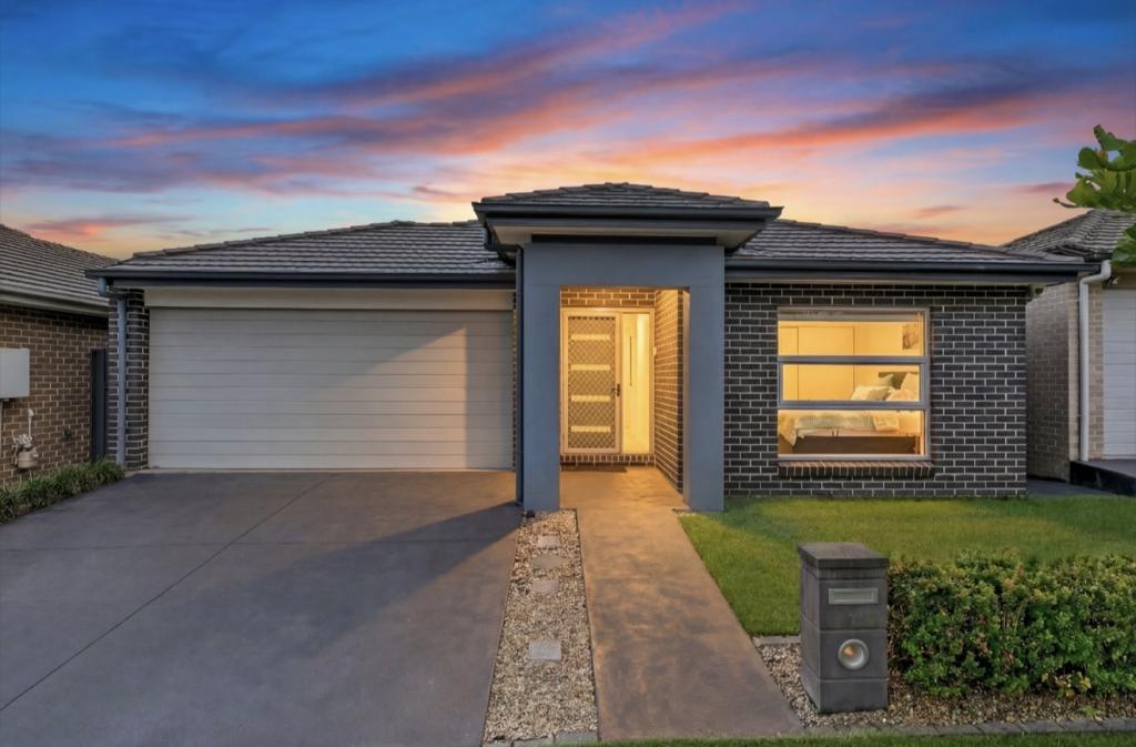 9 Cordyline Loop, Jordan Springs, NSW 2747