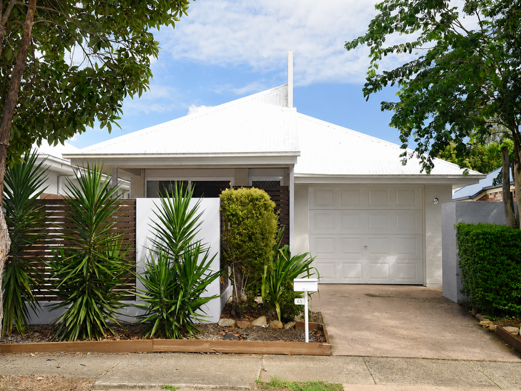 45 Creekside Dr, Springfield Lakes, QLD 4300